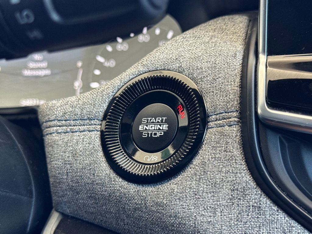 Used 2024 White Jeep Latitude image 24