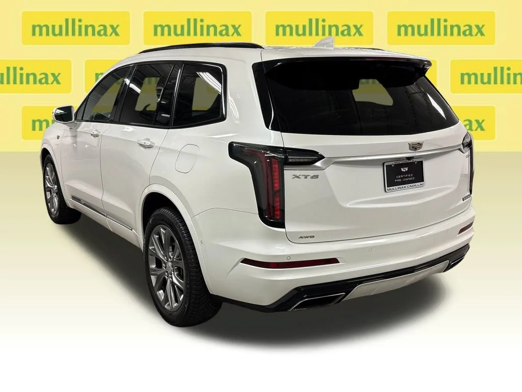 Used 2020 CRYSTAL WHITE TRICOAT Cadillac AWD Sport image 15