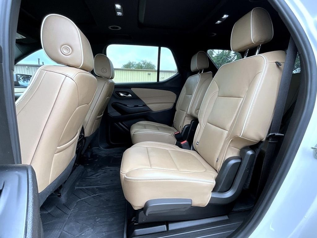 Used 2023 Beige Chevrolet Premier image 21