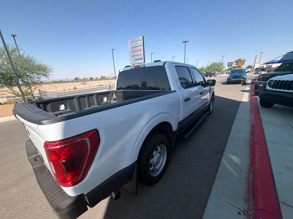 Used 2021 White Ford XLT image 13