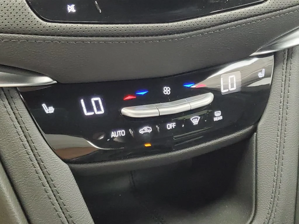 2026 Cadillac XT5 Luxury - Photo 17