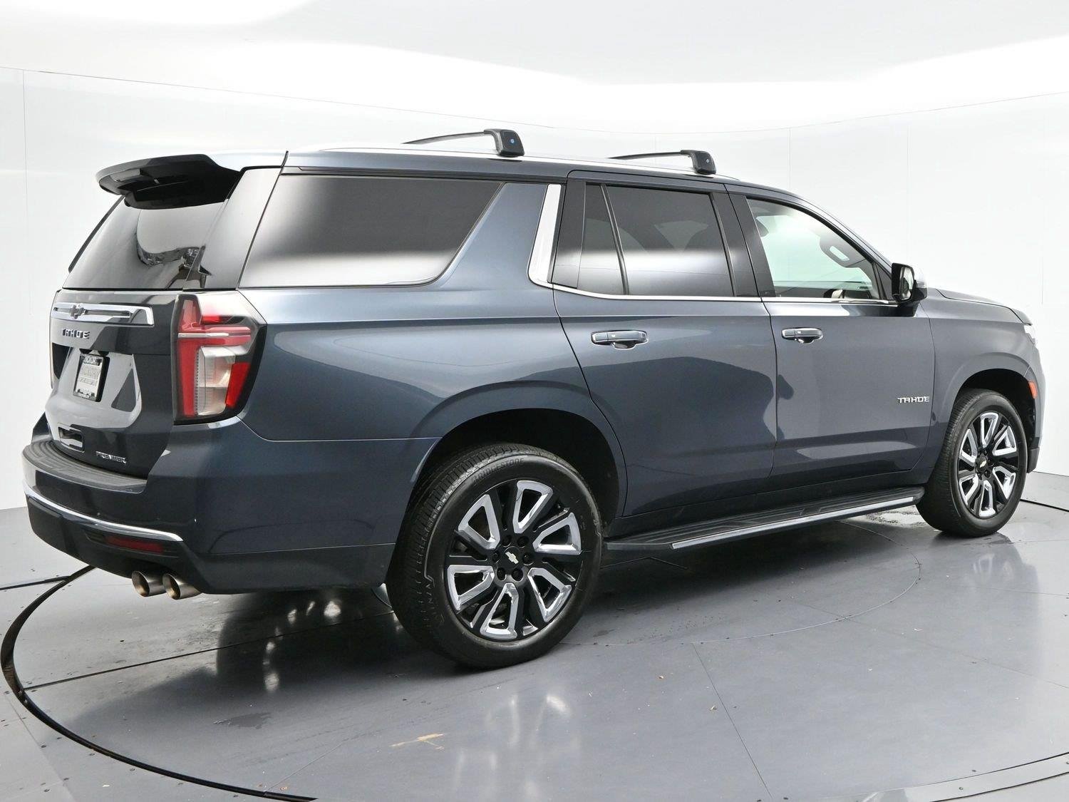 Used 2021 Shadow Gray Metallic Chevrolet Premier image 7