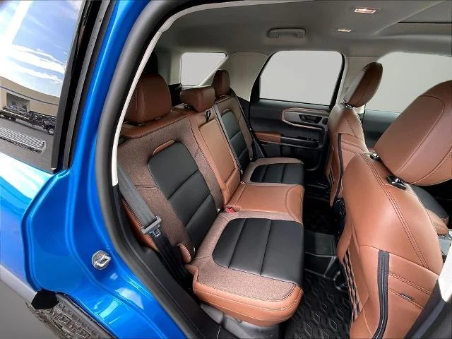 New 2026 Velocity Blue Metallic Ford Outer Banks® image 41