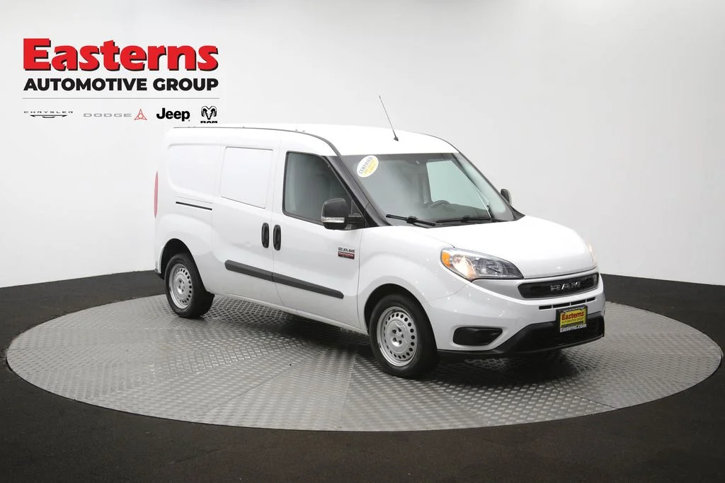 Used 2022 White Ram Base image 47