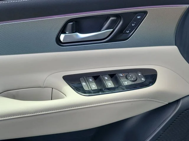 New 2026 Super Black Nissan SL image 19