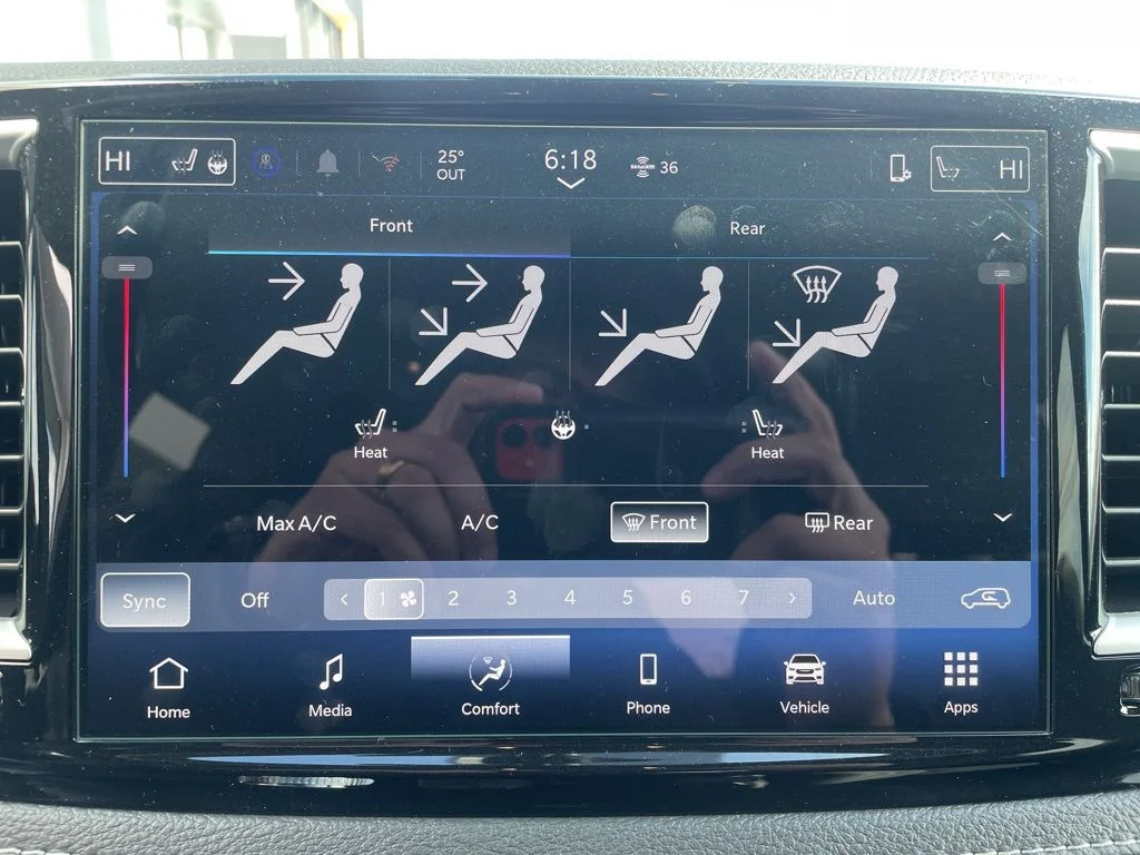 2026 Chrysler Pacifica Select - Photo 22