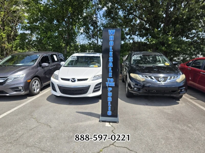Used 2018 Ford Focus SE with VIN 1FADP3F28JL324570 for sale in North Little Rock, AR