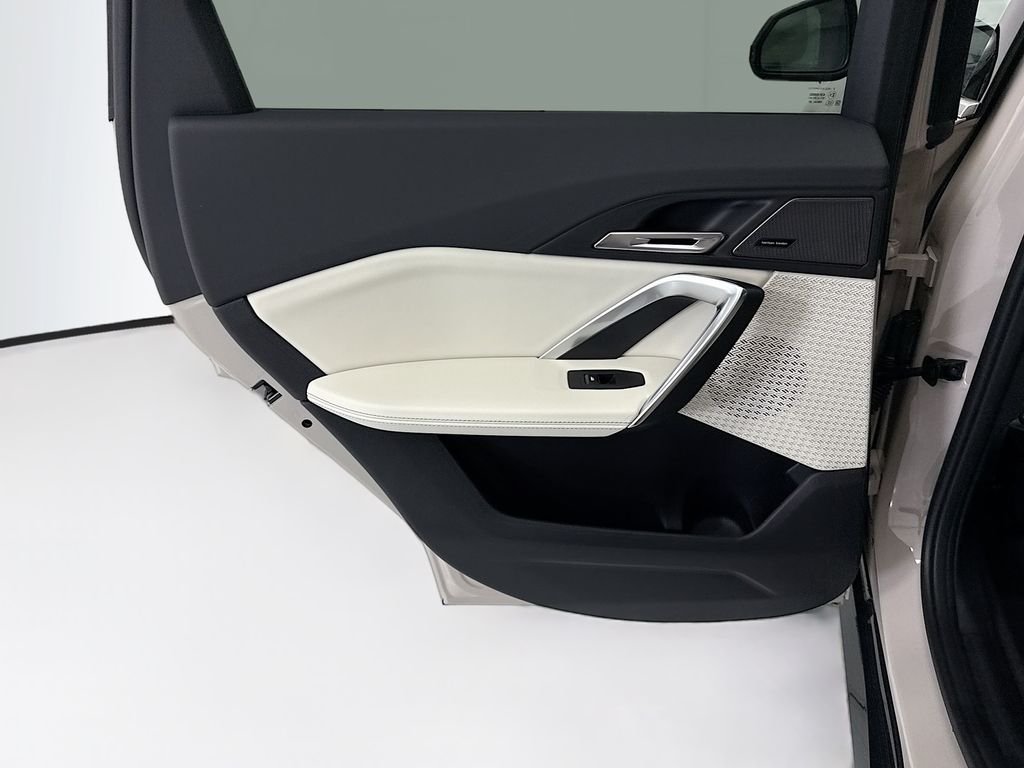 New 2026 Gray Metallic BMW xDrive28i image 25