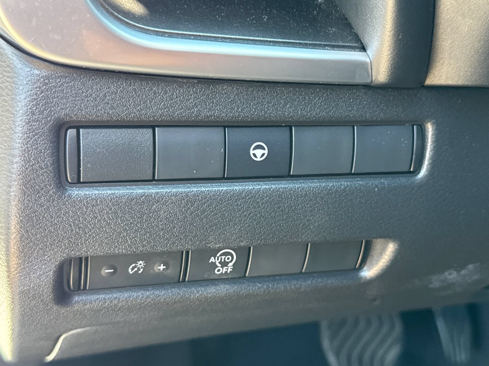 2023 Nissan Rogue SV - Photo 20