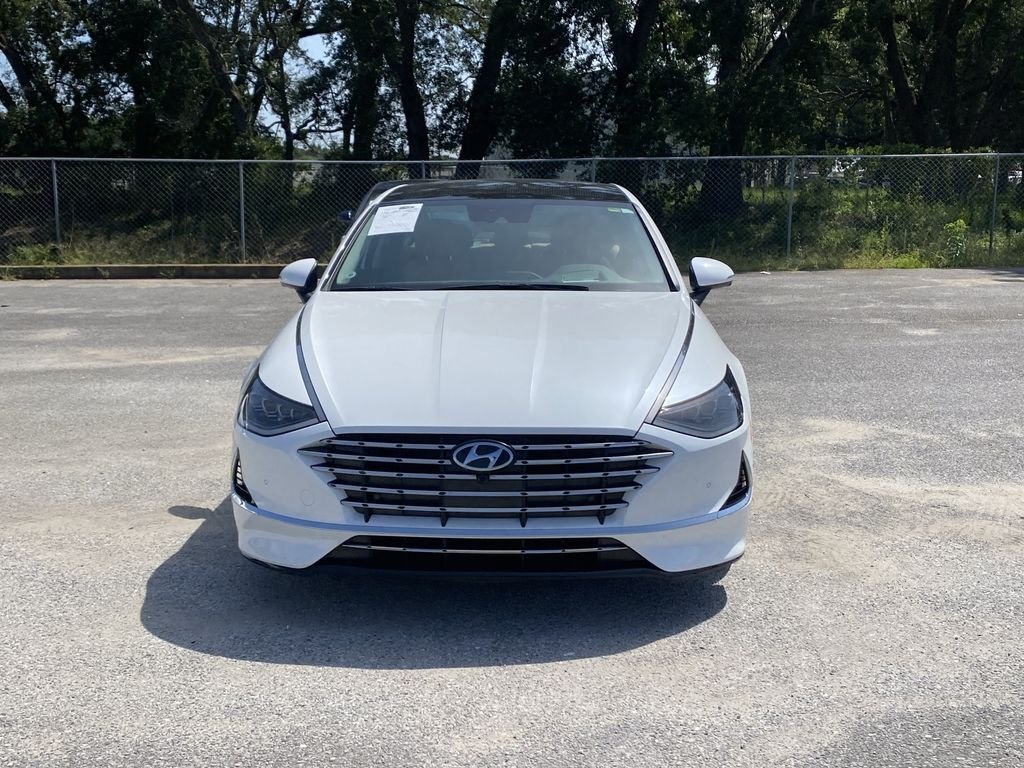 Used 2022 Hyper White Hyundai Limited image 2