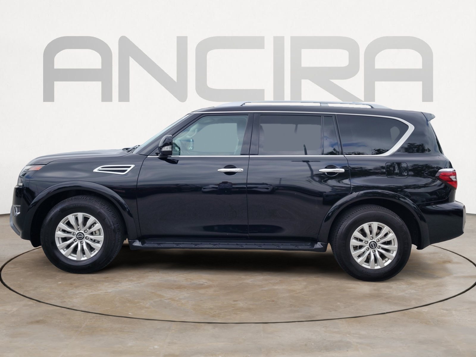 Used 2024 Super Black Nissan SV image 9