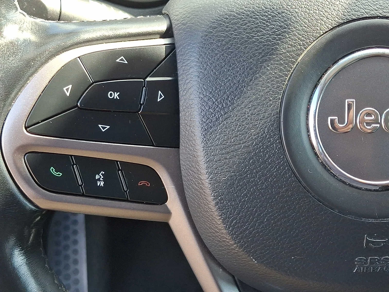 Used 2021 Slate Blue Pearlcoat Jeep Latitude Lux image 20