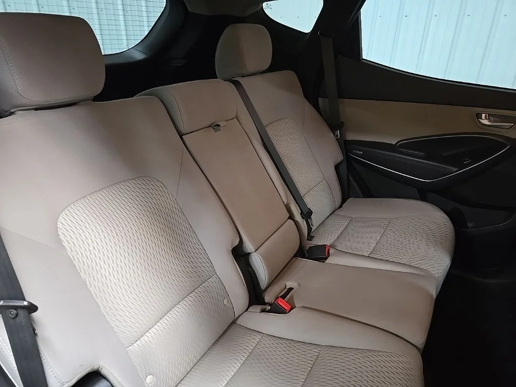Used 2017 Platinum Graphite Hyundai 2.4 Base image 16