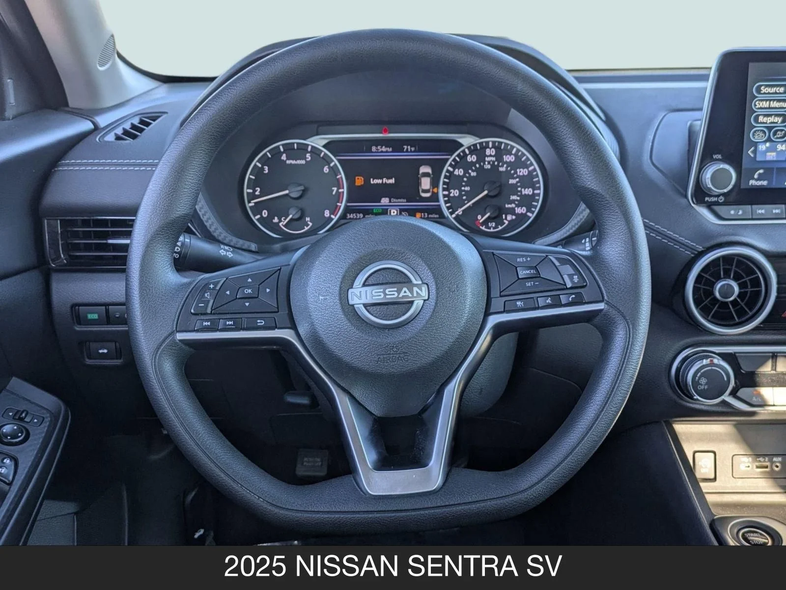 2025 Nissan Sentra SV - Photo 12