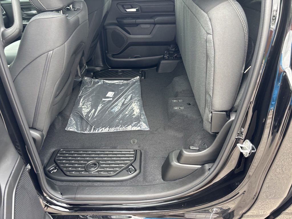 New 2026 Diamond Black Crystal Pearl-Coat Exterior Paint RAM Express image 31