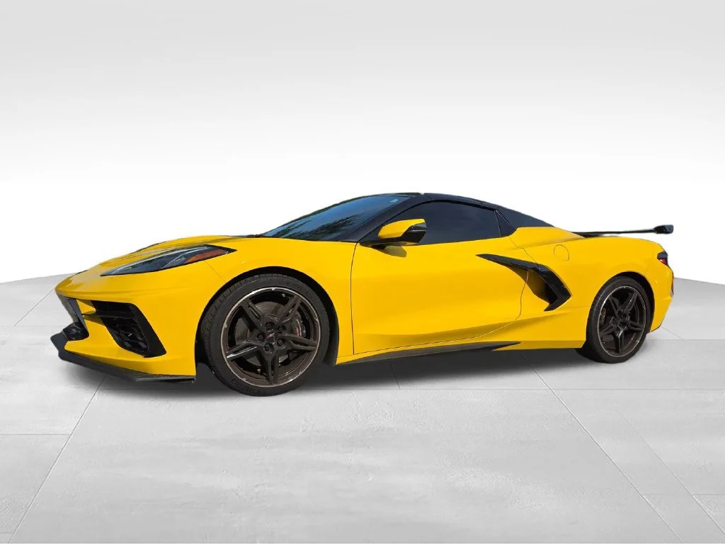 Used 2025 Competition Yellow Tintcoat Metallic Chevrolet 2LT image 2