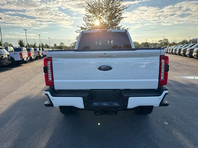 Used 2025 Star White Ford Lariat image 5