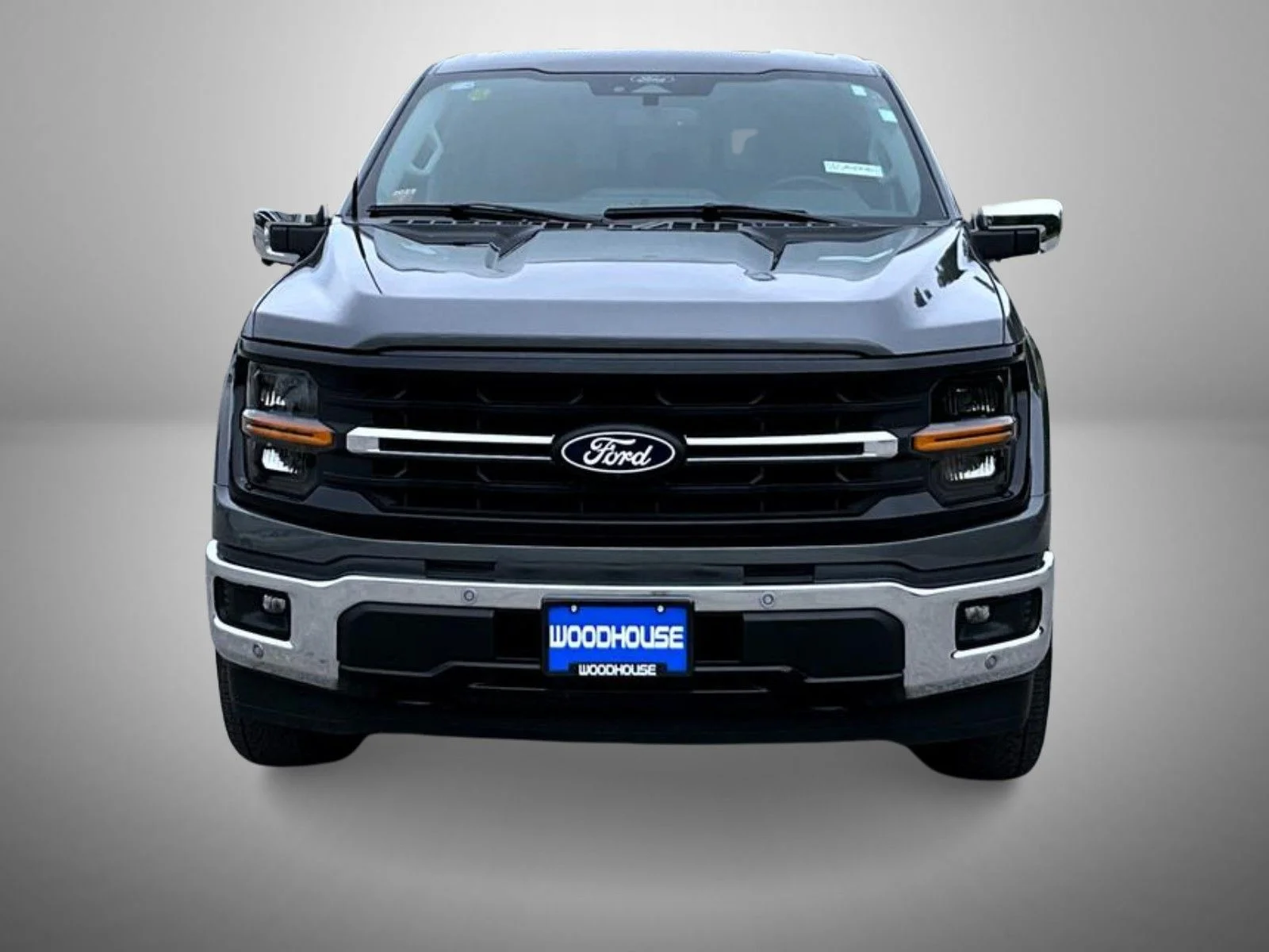 Used 2024 Gray Ford XLT image 2