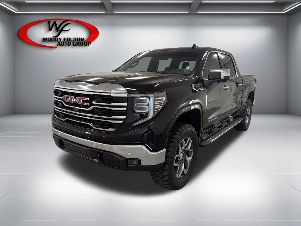 New 2026 Onyx Black GMC SLT image 3
