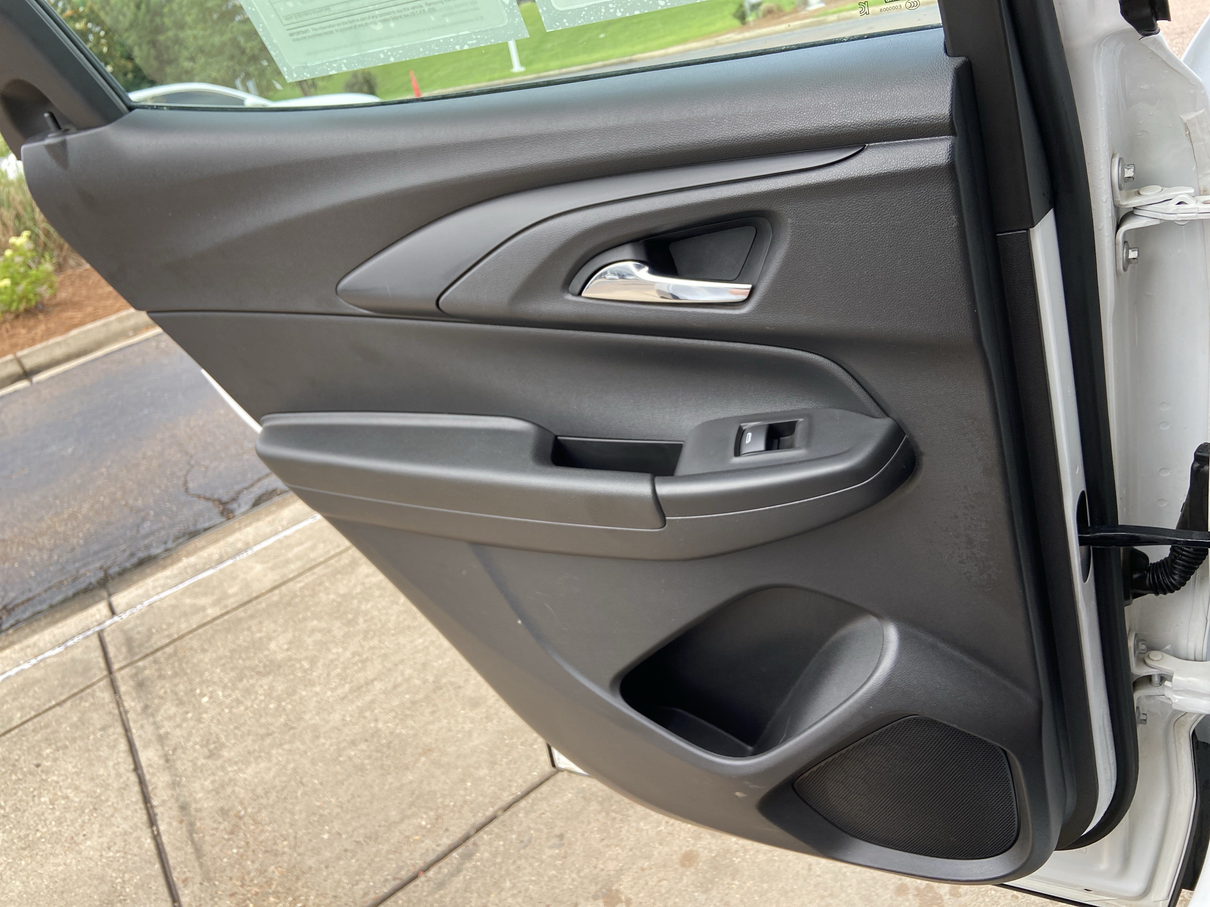 Used 2021 Summit White Chevrolet LS image 46