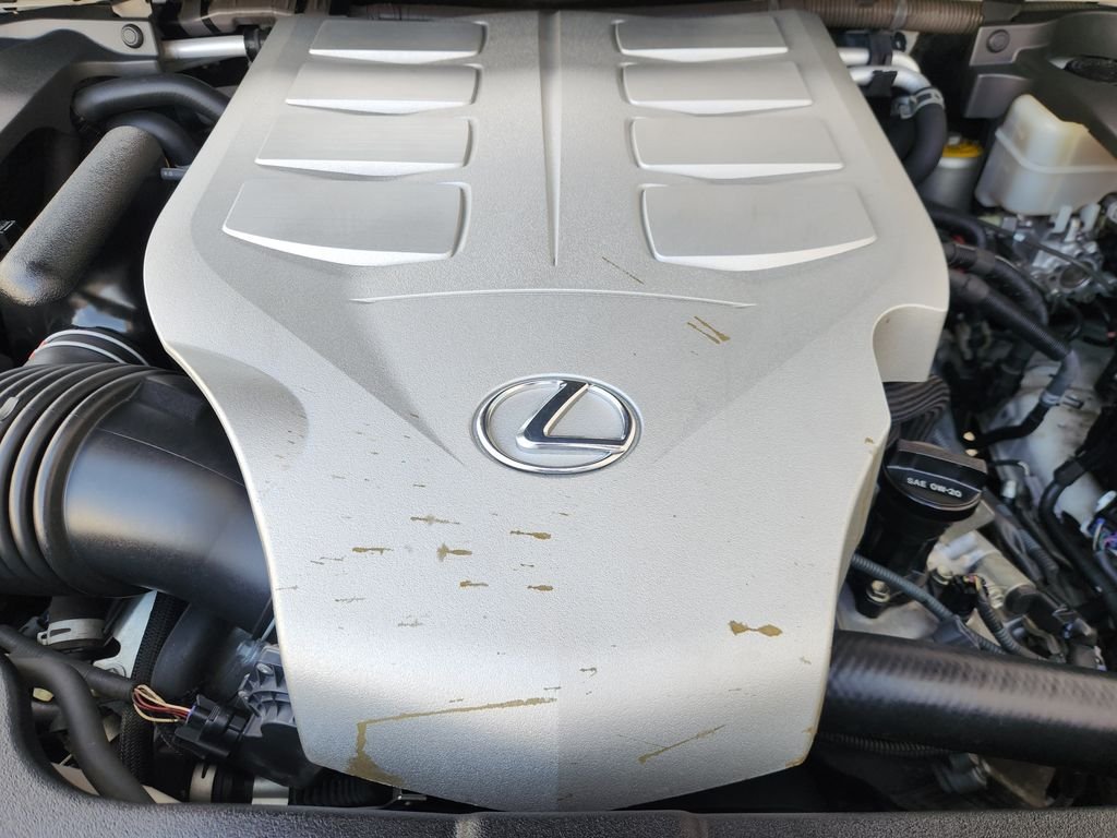 Used 2015 Starfire Pearl Lexus 460 Luxury image 34