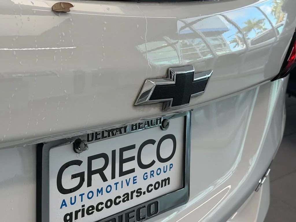 Used 2024 Summit White Chevrolet RS image 15