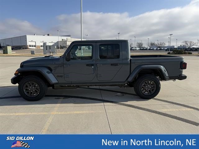 New 2026 Anvil Clearcoat Jeep Sport S image 2