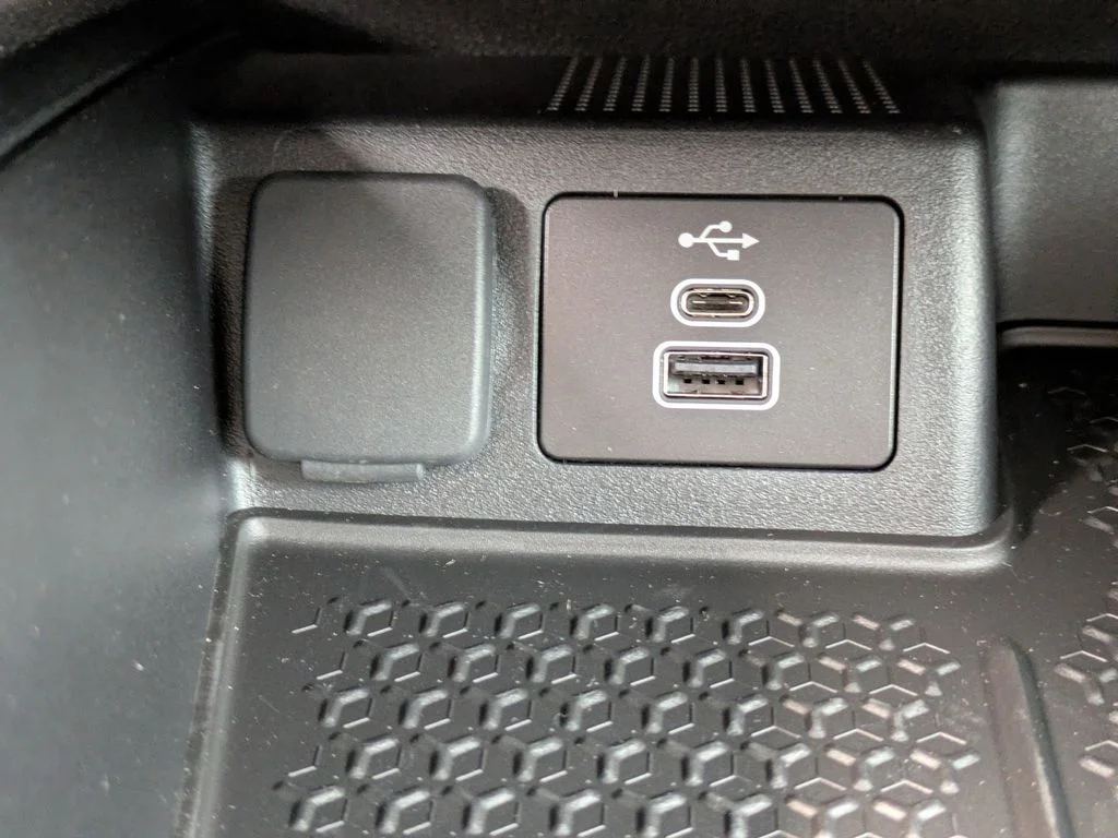 New 2026 Carbonized Gray Metallic Ford Big Bend image 22