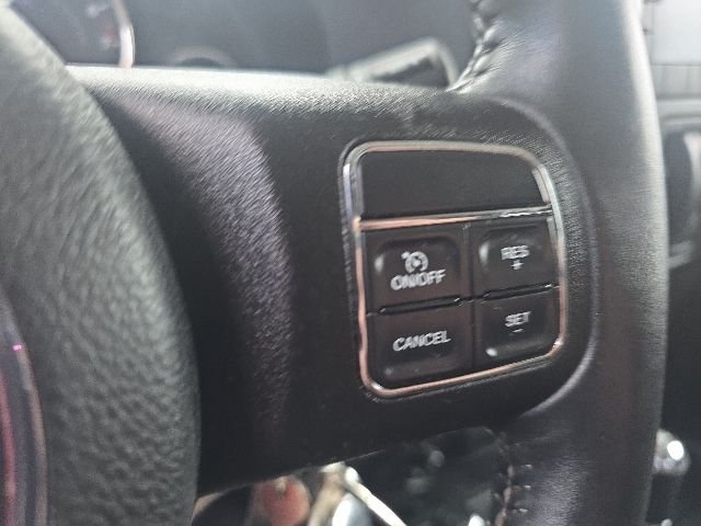 Used 2015 Green Jeep Sport image 13