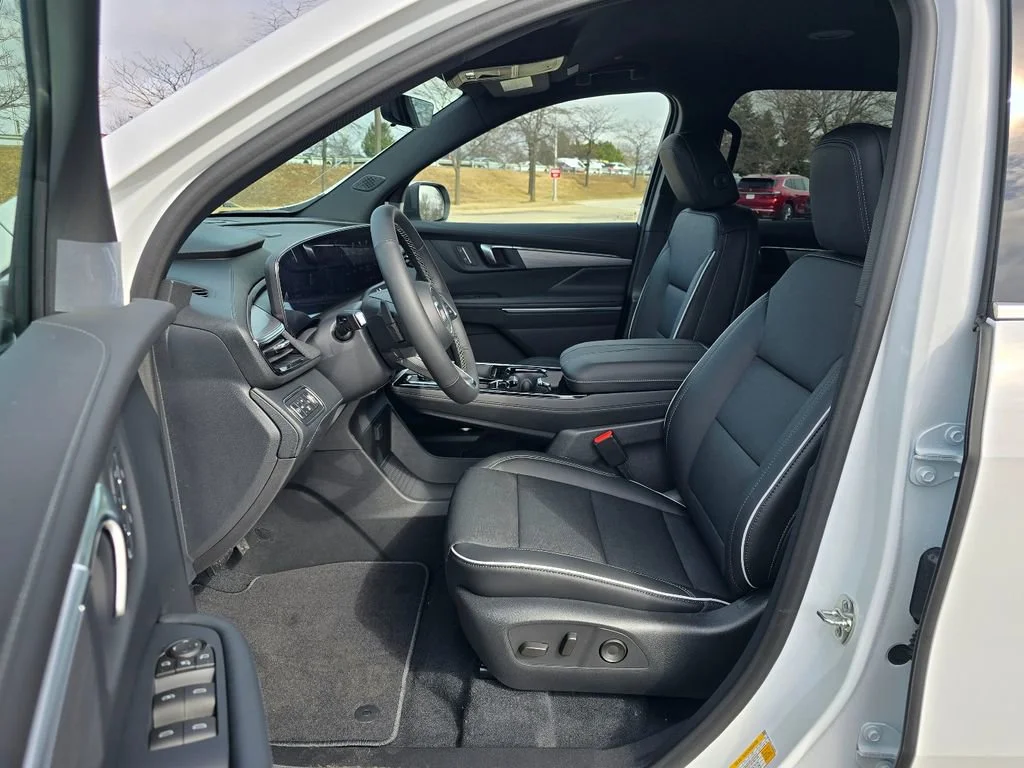 New 2026 Summit White Buick Preferred image 16