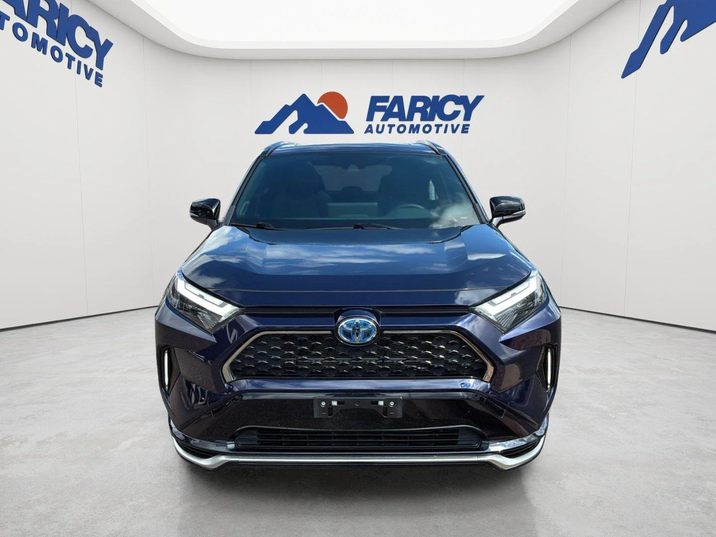 Used 2024 Blueprint w/Midnight Black Metallic Roof Toyota XSE image 2