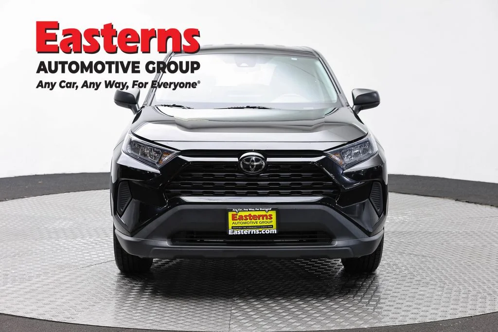 Used 2022 Black Toyota LE image 2