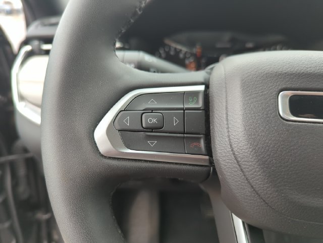 Used 2024 Gray Jeep Limited image 41