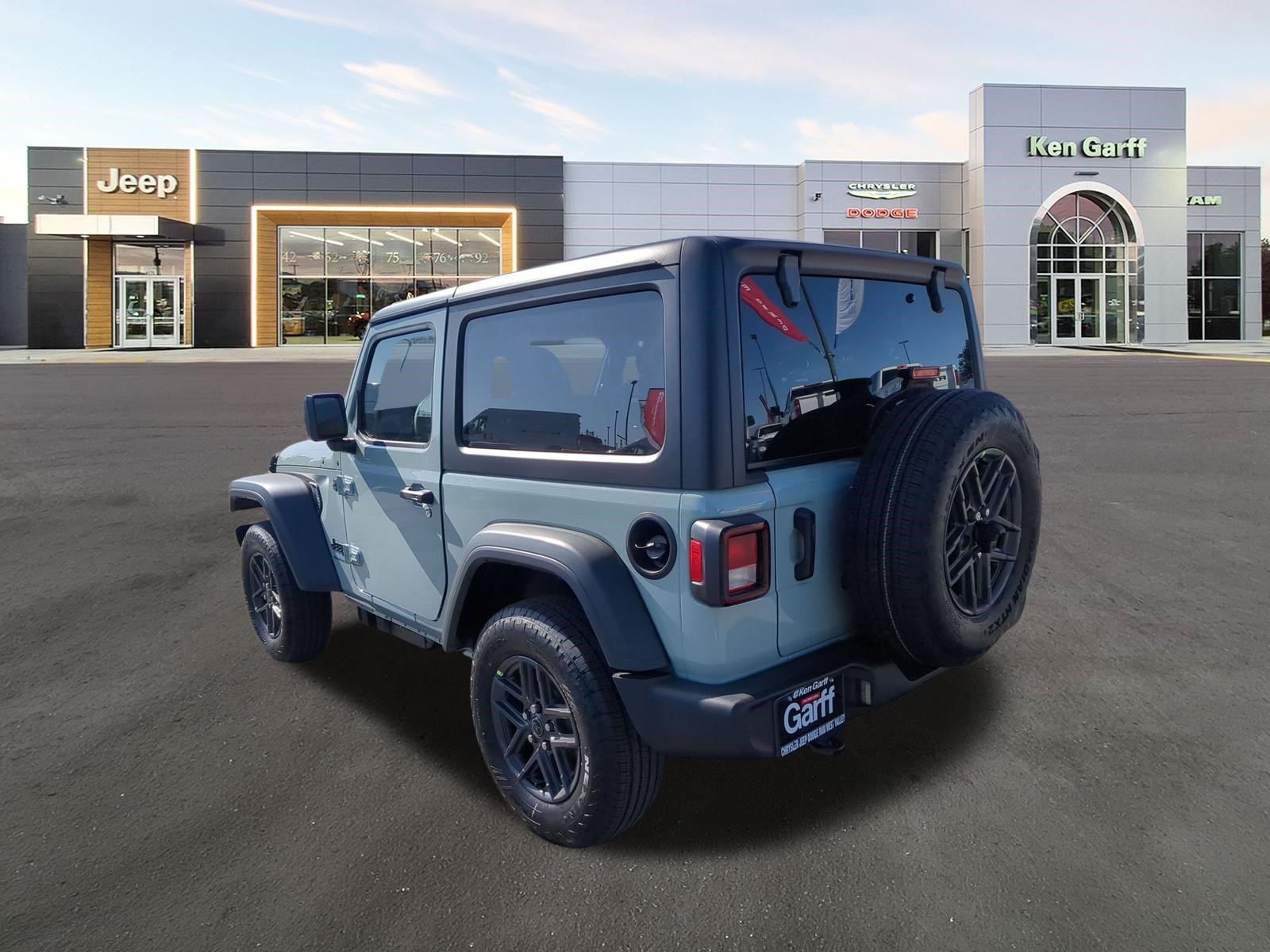 New 2027 Earl Clear-Coat Paint Jeep Sport S image 7