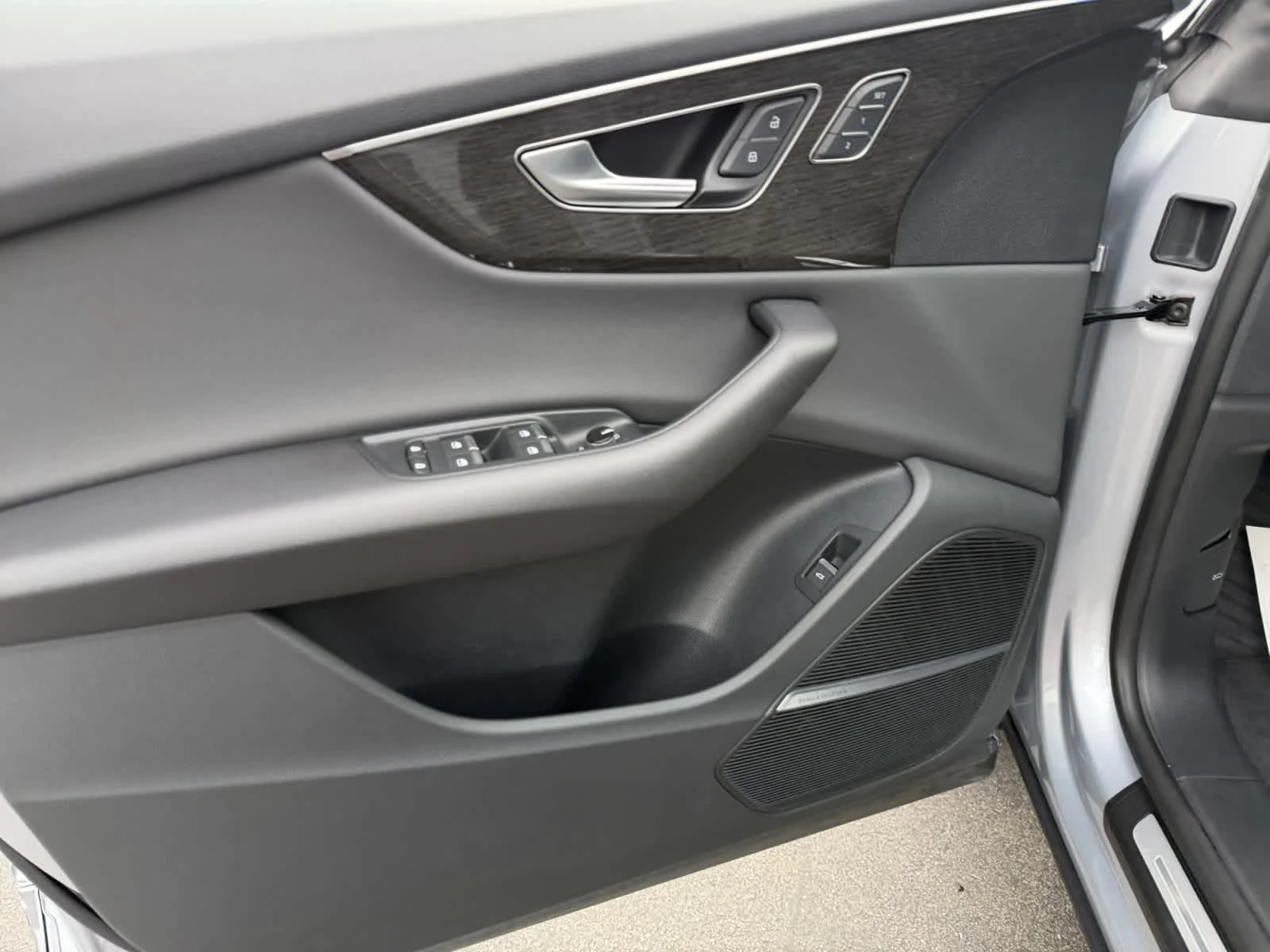 Used 2021  Audi Premium Plus image 14