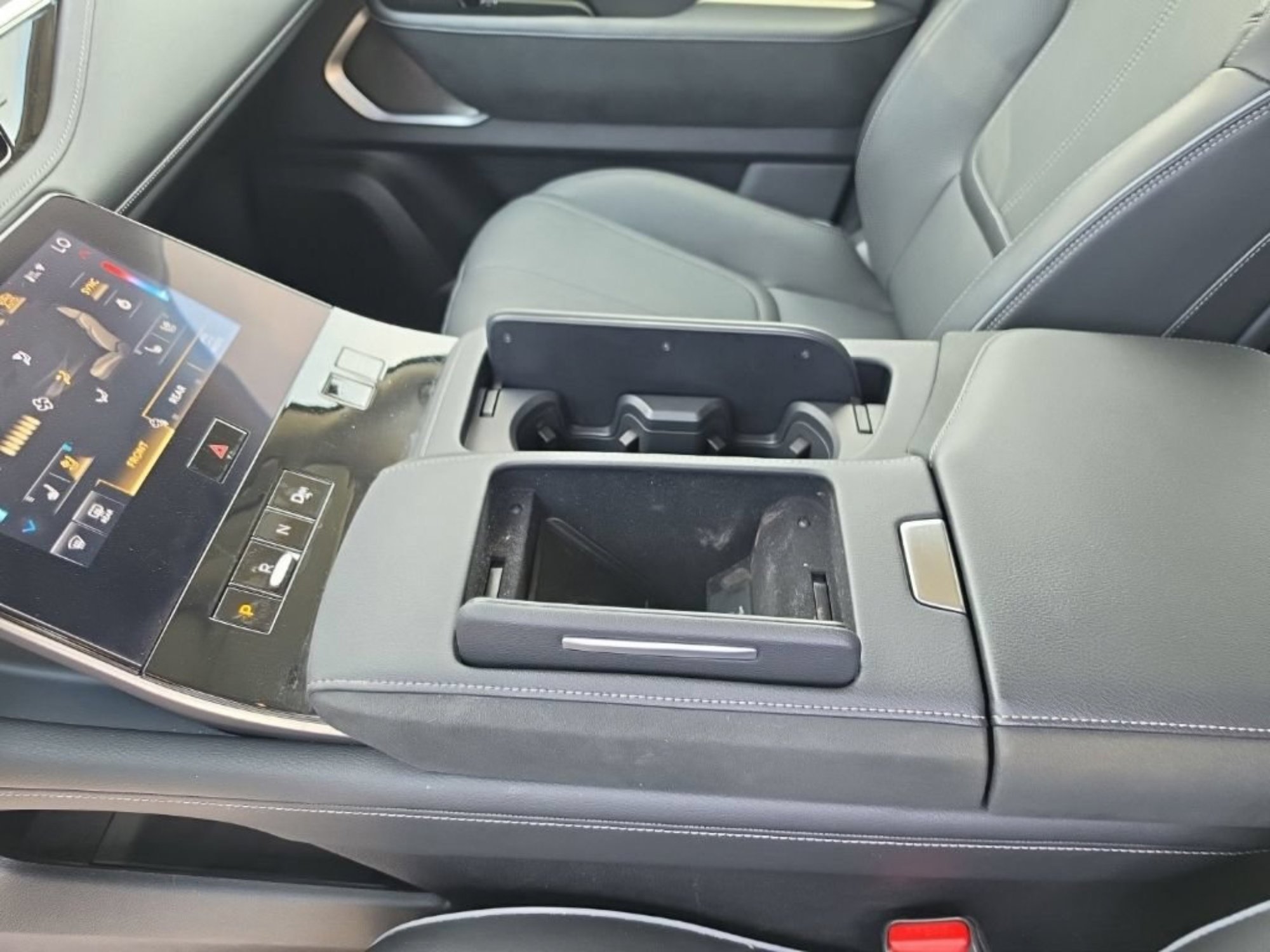Used 2025 Coulis Red INFINITI SENSORY image 18