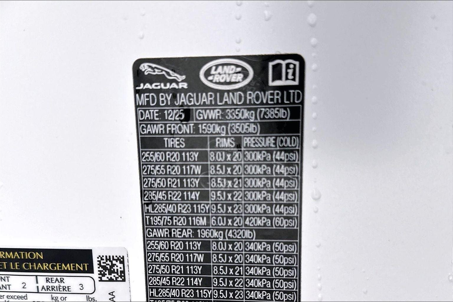 New 2026  Land Rover SE image 15