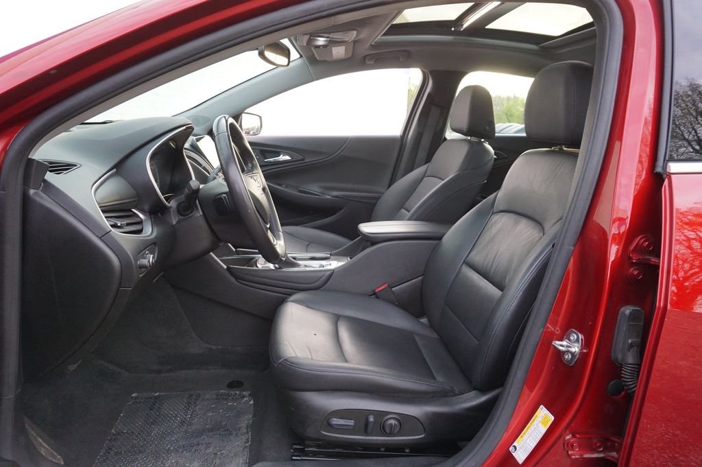 Used 2022 Red Chevrolet LT image 13