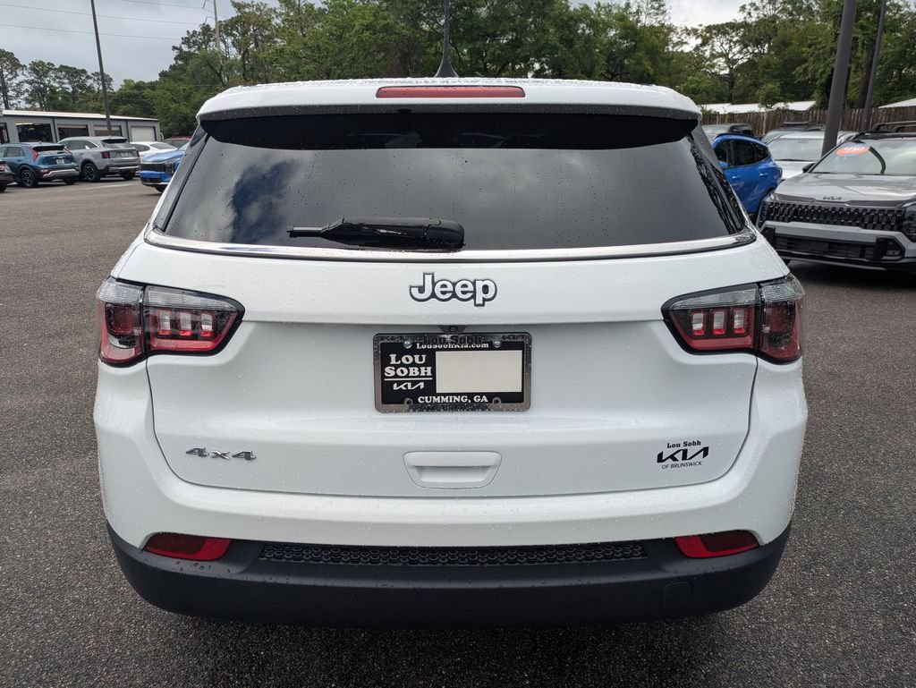 Used 2024 White Jeep Sport image 5