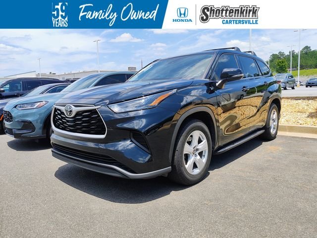 Used 2022 Black Toyota L image 1