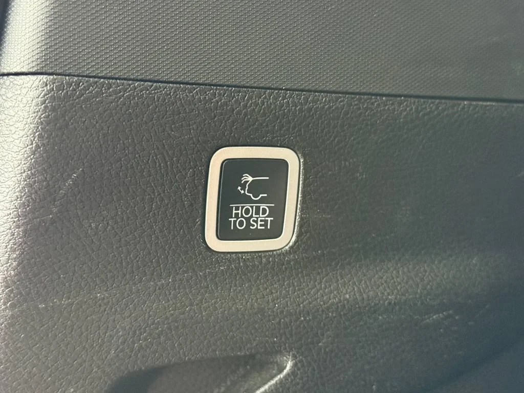 Used 2024 White Jeep Series II image 13