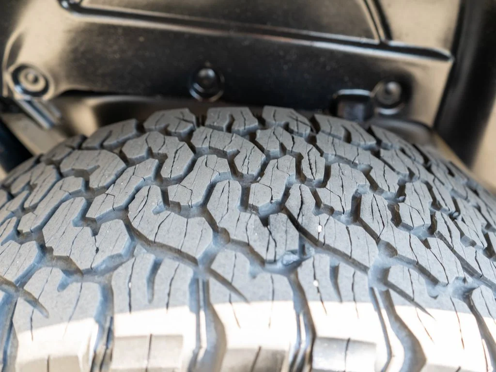 Used 2018 Orange Jeep Unlimited Sport S image 33