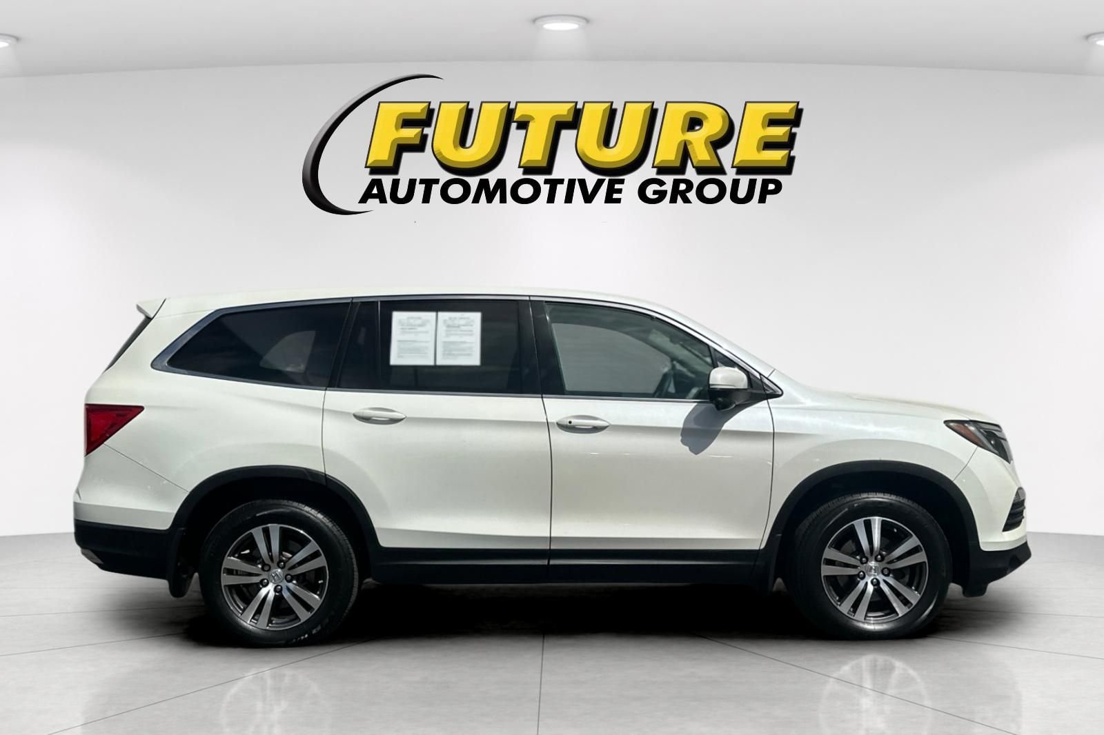 Used 2016 White Honda EX-L image 3