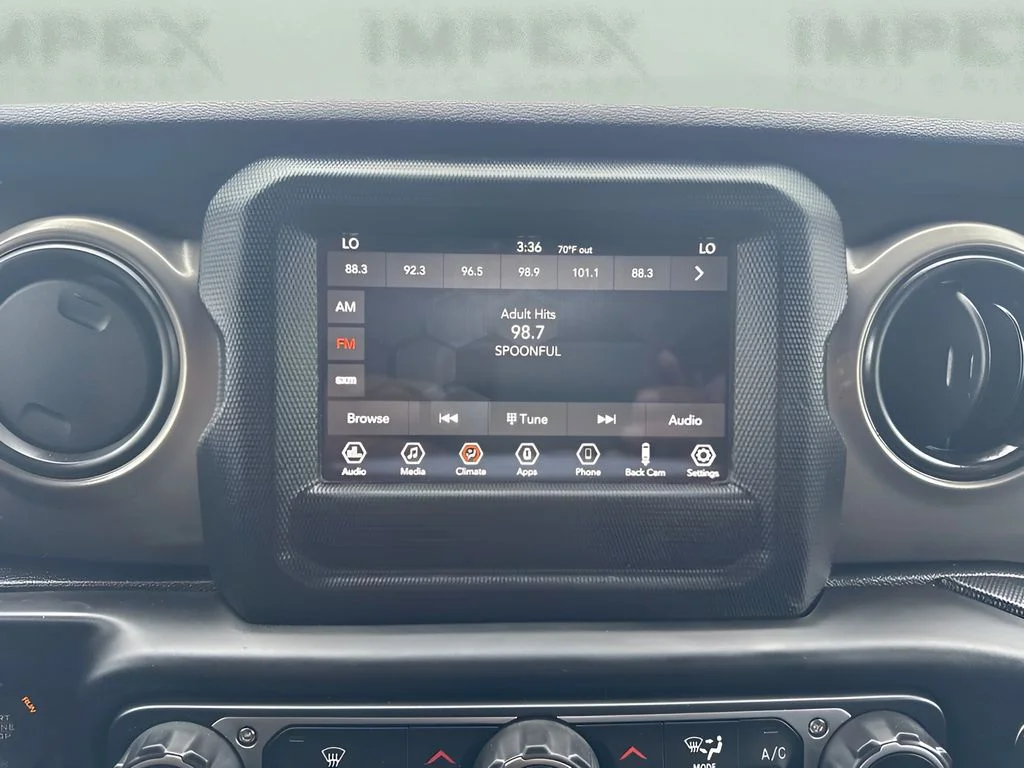 Used 2018 Orange Jeep Unlimited Sport S image 8