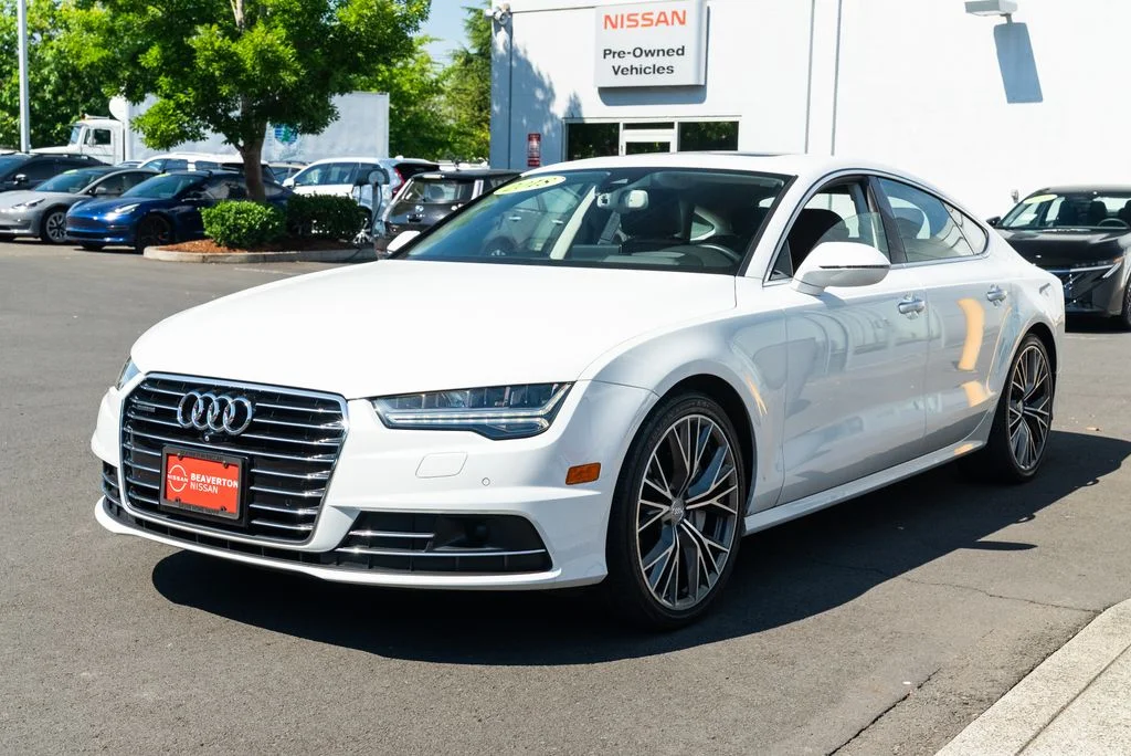 Used 2018 White Audi 3.0T Prestige image 3