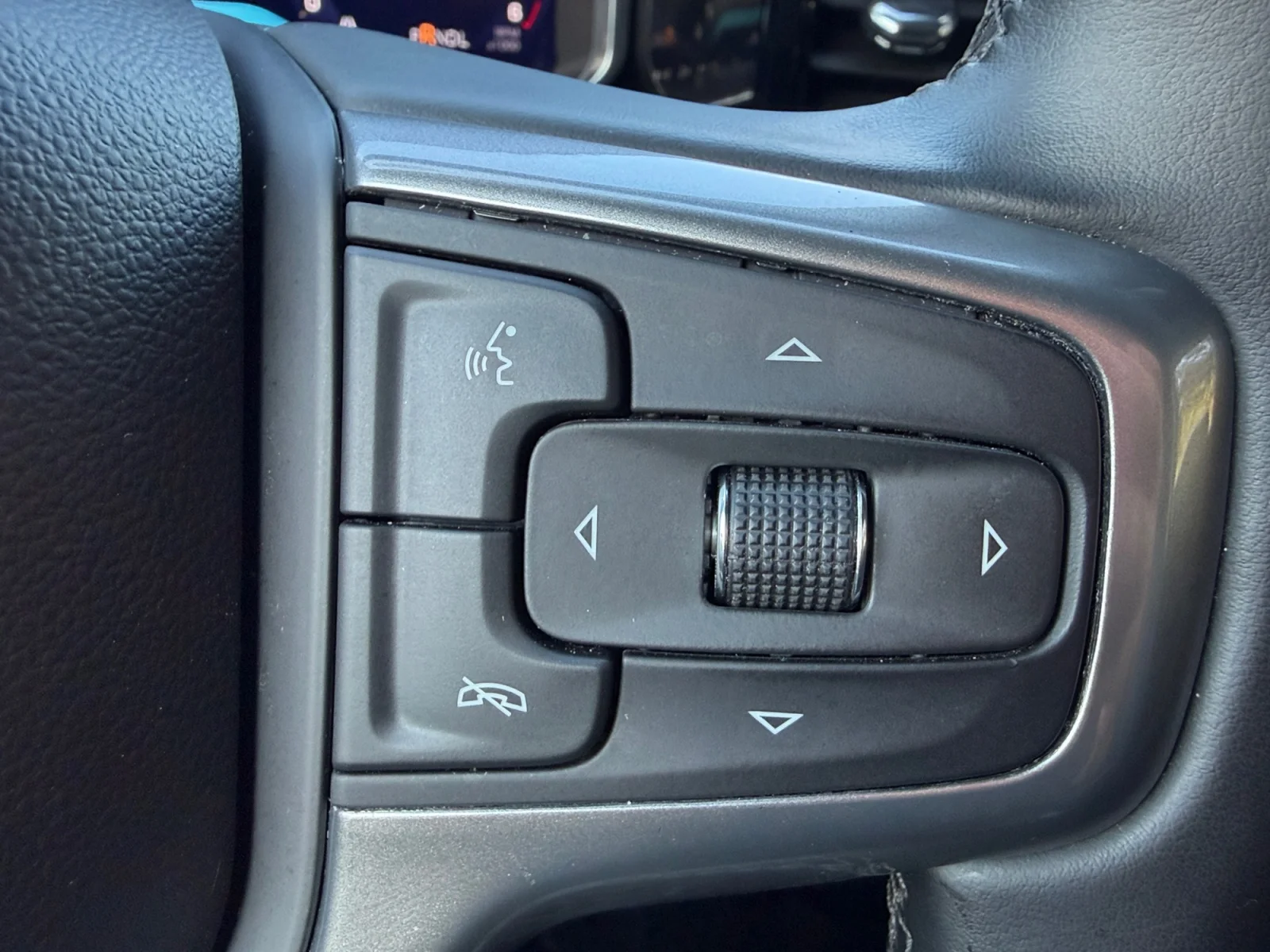 Used 2026 Summit White Chevrolet RST image 22