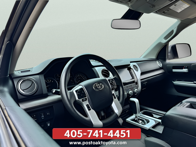 Used 2020 White Toyota SR5 image 17