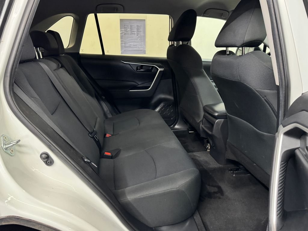 Used 2020 White Toyota LE image 26