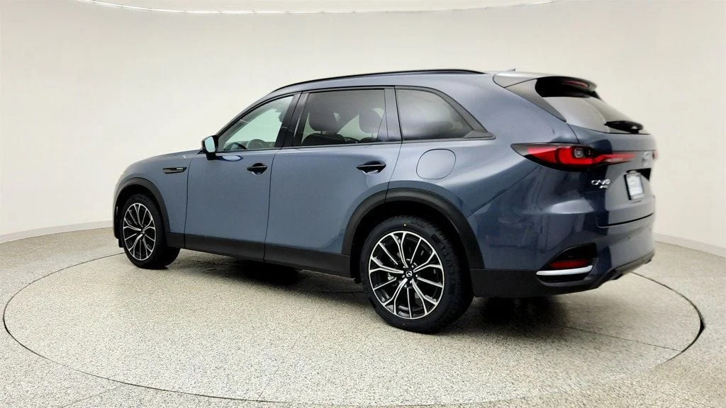 Used 2025 Polymetal Gray Metallic Mazda Premium Package AWD image 7