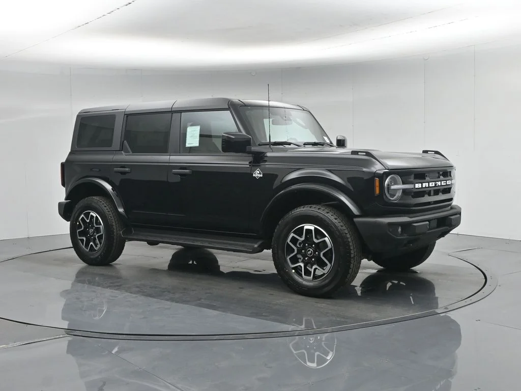New 2026 Black Ford Outer Banks image 25